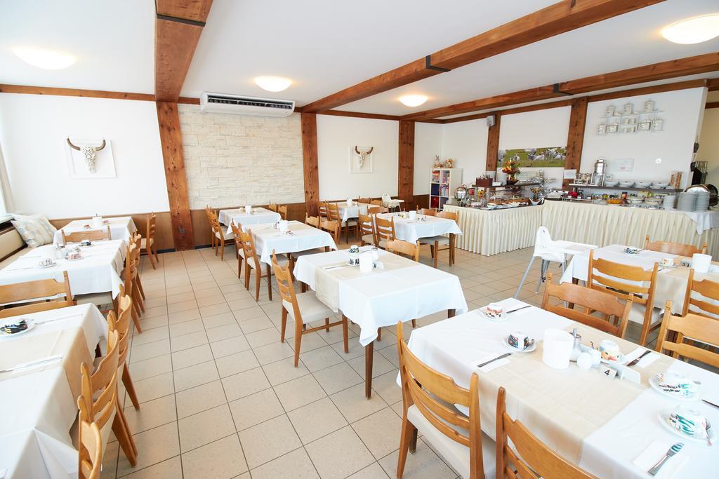 Hotel & Restaurant Seehof Podersdorf am See Exteriör bild
